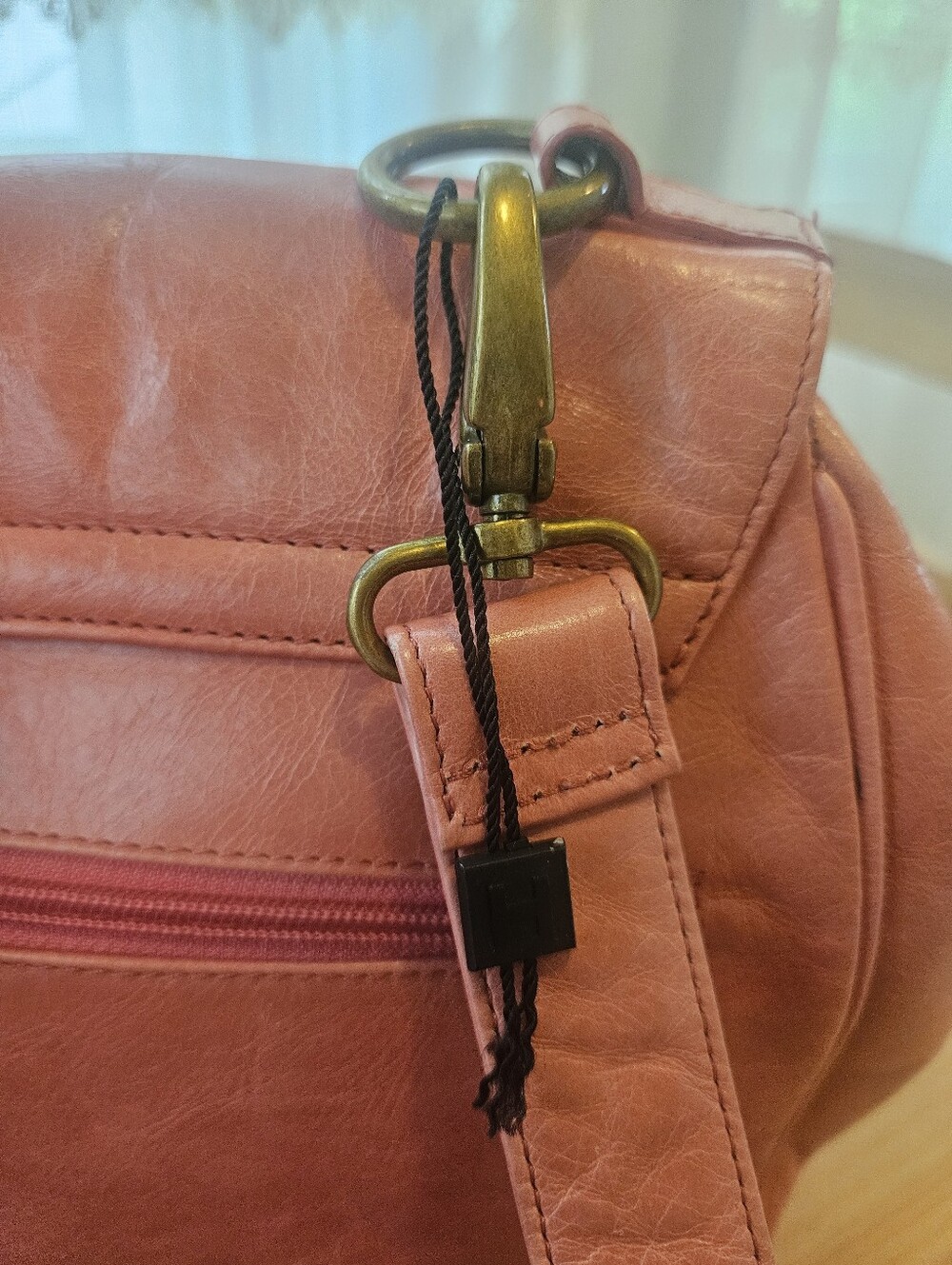Vintage Pink Hobo International leather handbag - Picture 4 of 15